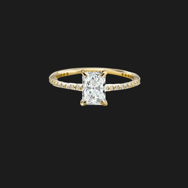 Round Pavé Diamond Engagement Ring 18K Yellow Gold Radiant