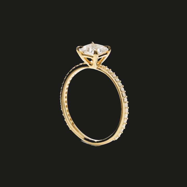Round Pavé Diamond Engagement Ring