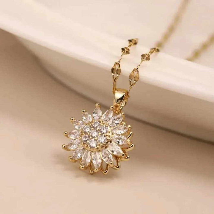 Spinning Sunflower Pendant Necklace