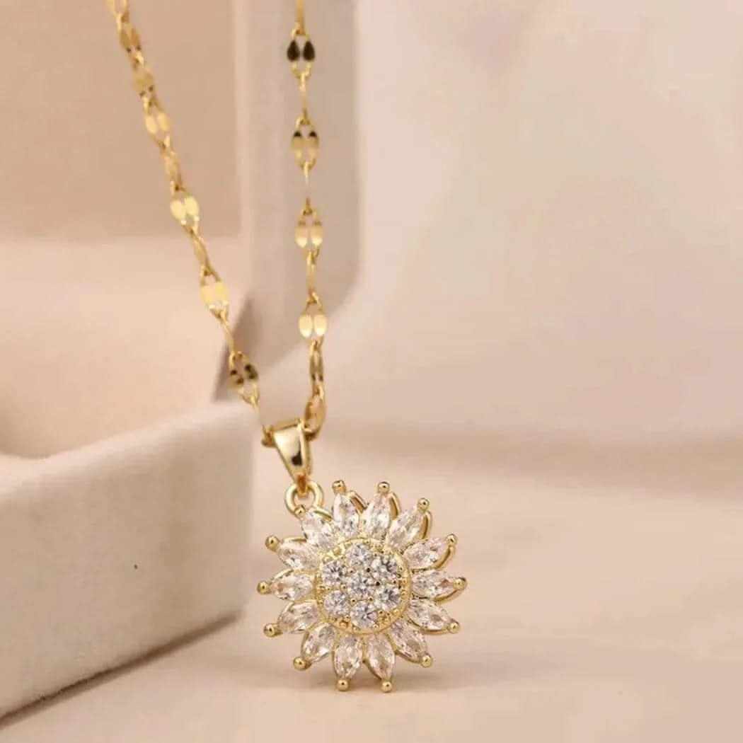 Spinning Sunflower Pendant Necklace