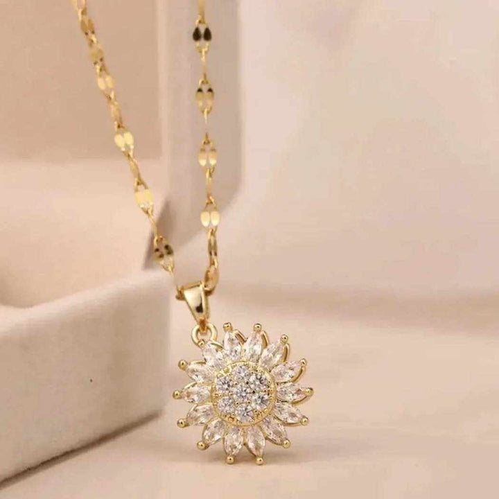 Spinning Sunflower Pendant Necklace